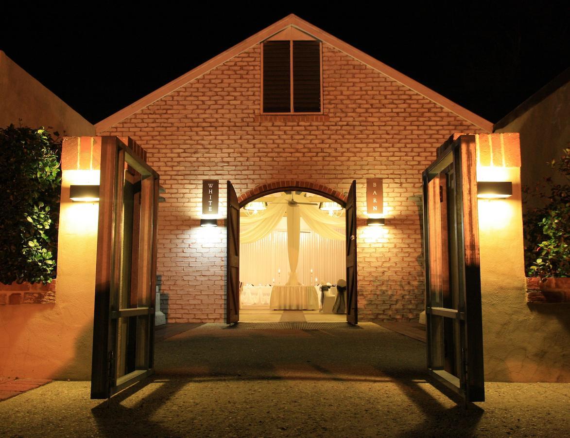 Rose & Crown Hotel Perth Bagian luar foto